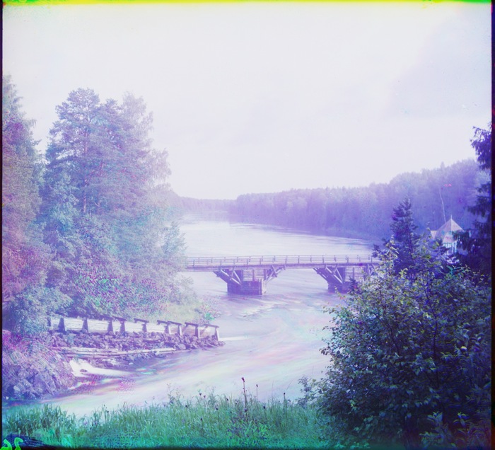 Земский мост у водопада Кивач