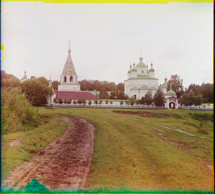Общий вид Ферапонтовского монастыря близ Можайска