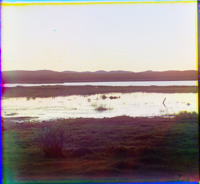 Озеро Сугомак после заката