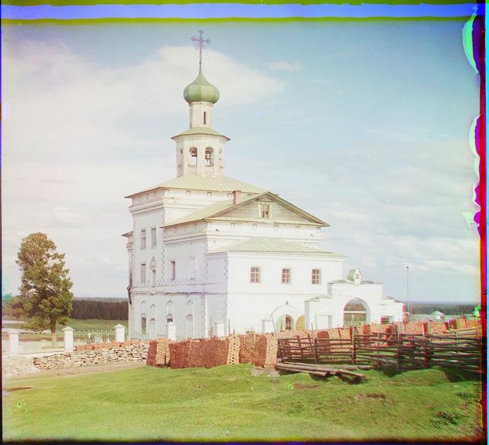 Женский монастырь в Чердыни (древнейшая церковь в крае)