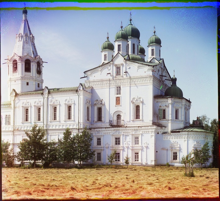 Успенский собор в Далматовском монастыре