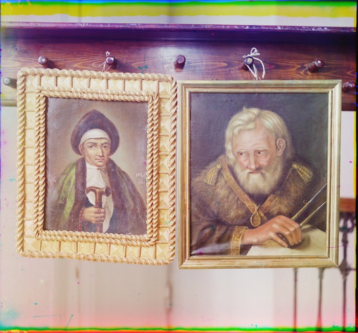 Портрет инокини Марфы, матери Царя Михаила Феодоровича и портрет Сердюкова в Тверском музее