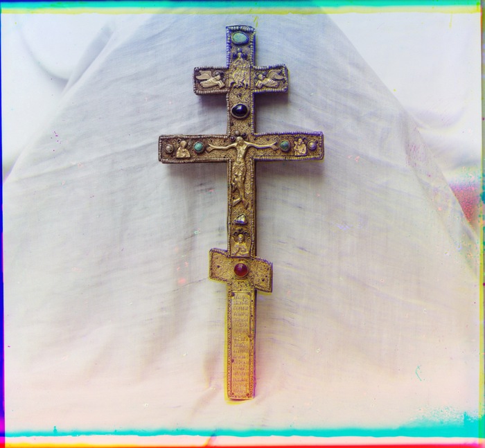 Крест игумена Вассиана. В ризнице Ипатьевского монастыря