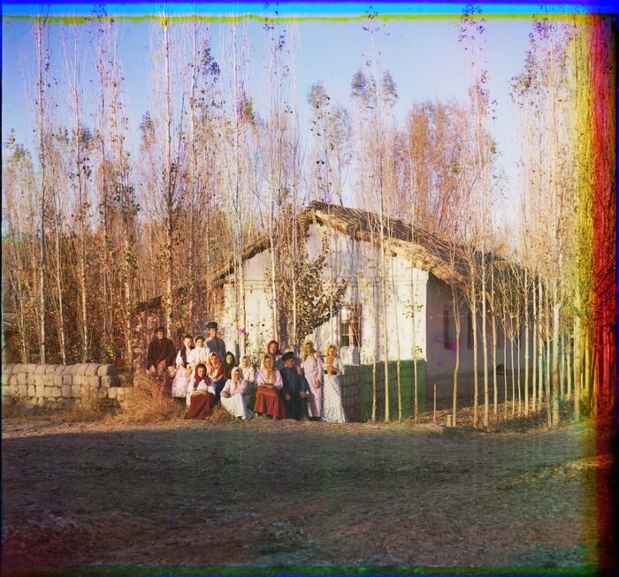 Переселенческий хутор в Надеждинском поселке с группой крестьян