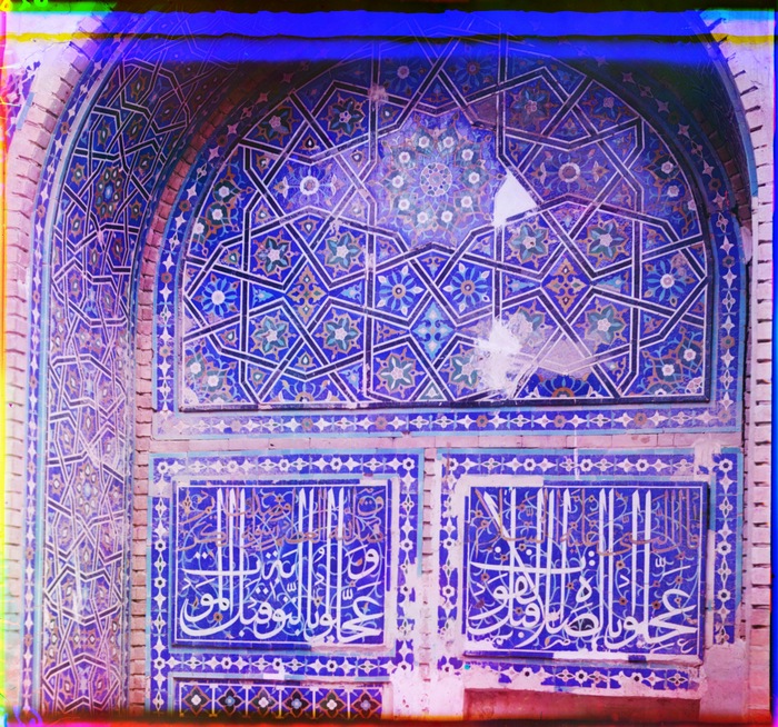 Образцы мозаичных стен в Шах-Зинде