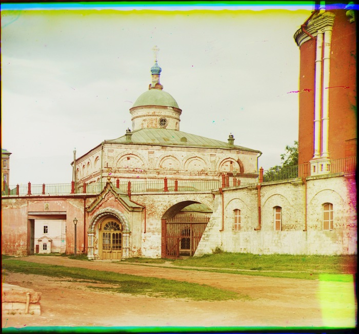 Рязань. Бывшая великокняжеская церковь во имя Архистратига Михаила рядом с Успенским собором